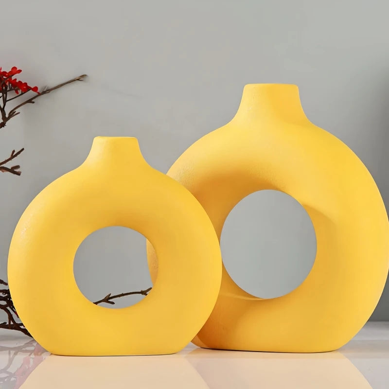 Round vase