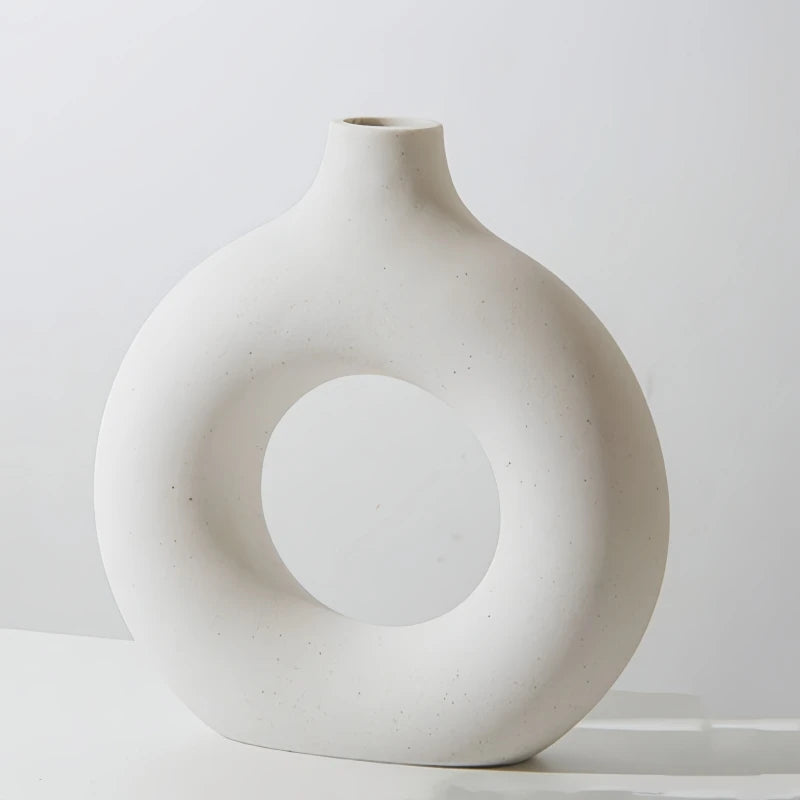 Round vase