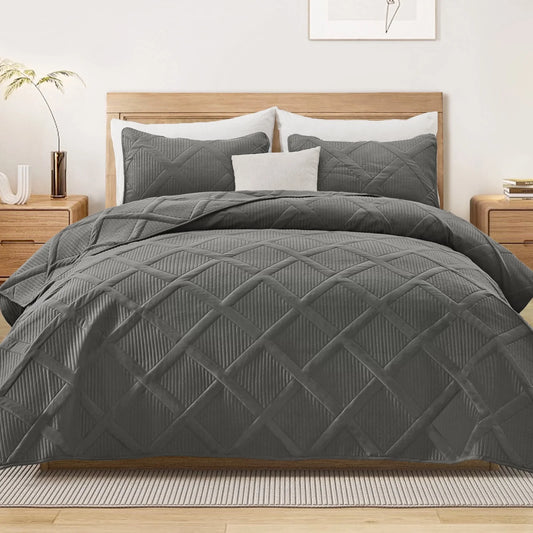 Ultrasonic King Quilt Set, 3-Piece Lightweight Bedspreads Modern Striped Coverlet, Grey